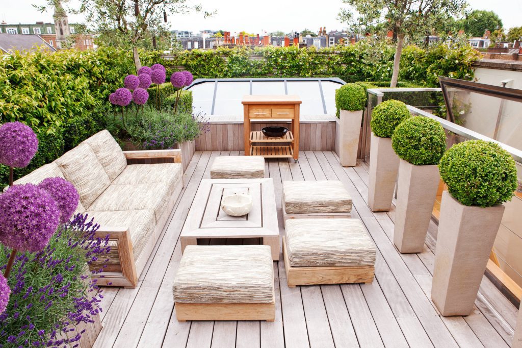 The Secret to Perfect Decking: How To Choose the Right Decking Screws