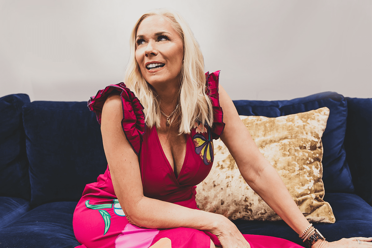 Leanne Morgan Net Worth, Age, Height & Husband - starbiosource.com